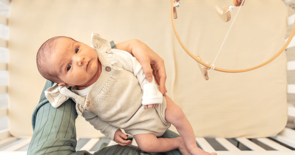 how to get newborn to sleep in bassinet